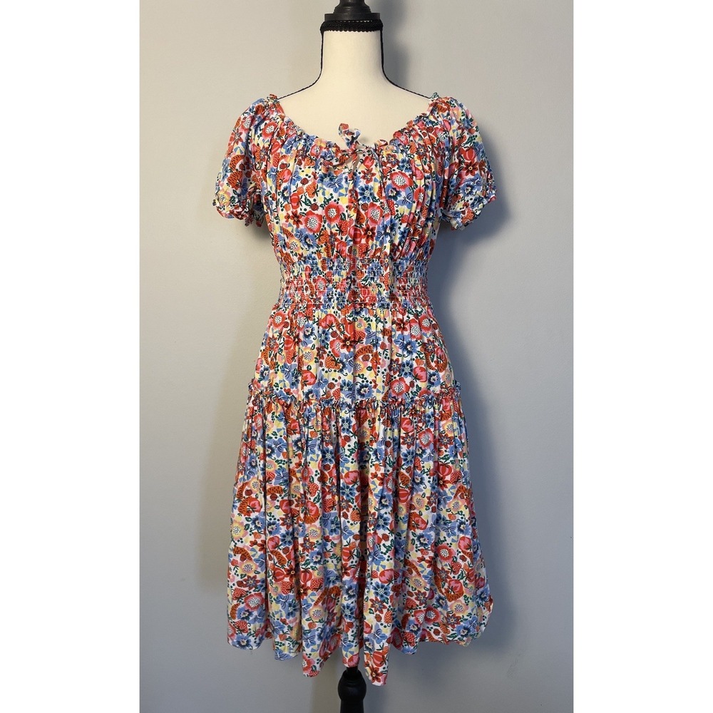 J.Crew NWOT Smocked Farmers Market Dress. Size 4. Puff Sleeve. Flounce.‎